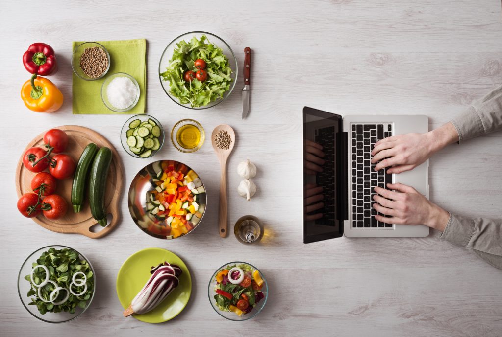 10 Brilliant Ways To Monetize Nutrition Blogs